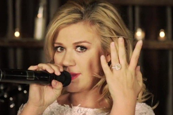 Rose gold engagement rings celebrity