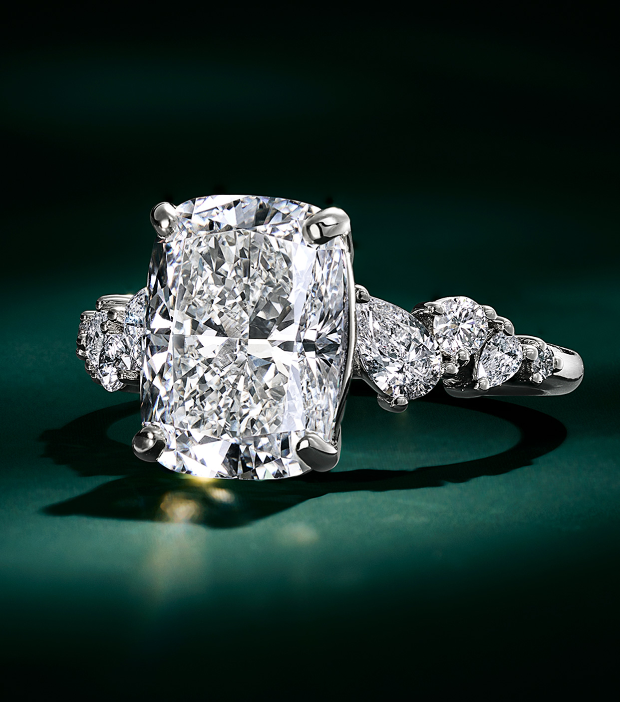 Diamond engagement ring from our Olivetta Collection