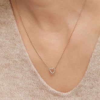 Pavé Diamond Heart Pendant