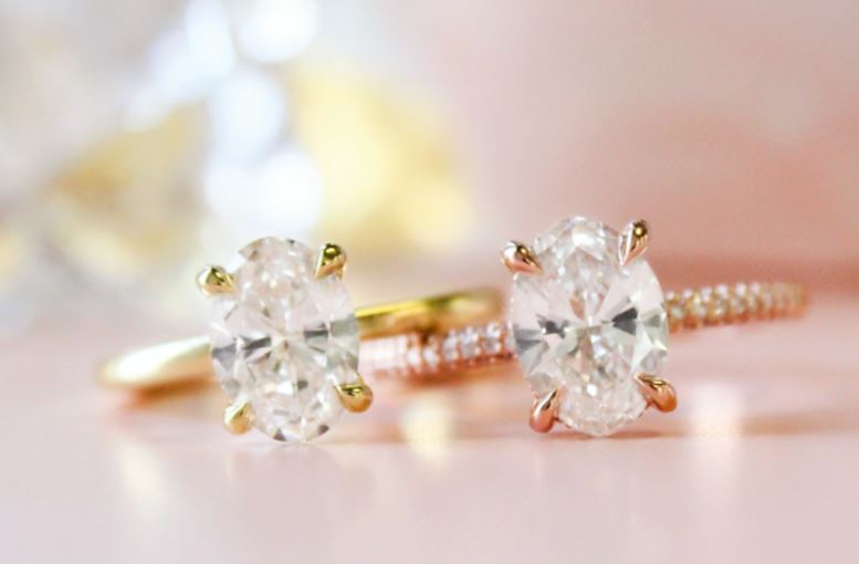 Oval shaped diamonds are an ideal choice for those who love the ...