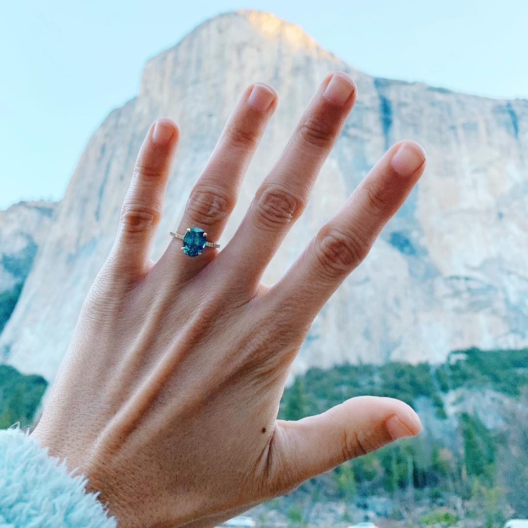 sapphire engagement rings