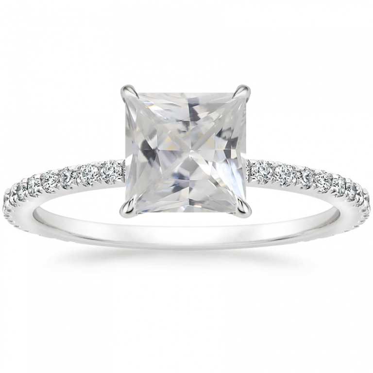 What Are White Sapphire Engagement Rings? Our Top 10