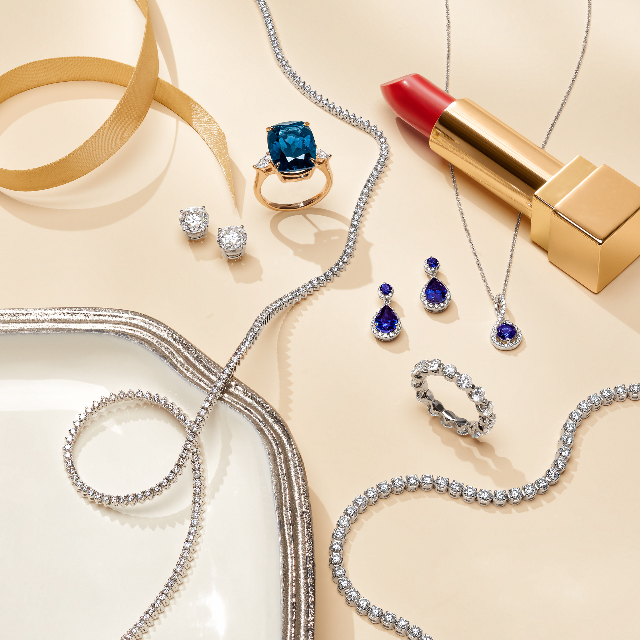 Christmas 2022: Luxury Jewellery-Themed Gifts