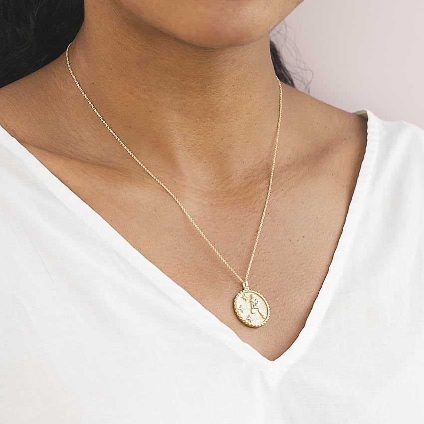 The Best Jewelry for Virgo Zodiac Signs