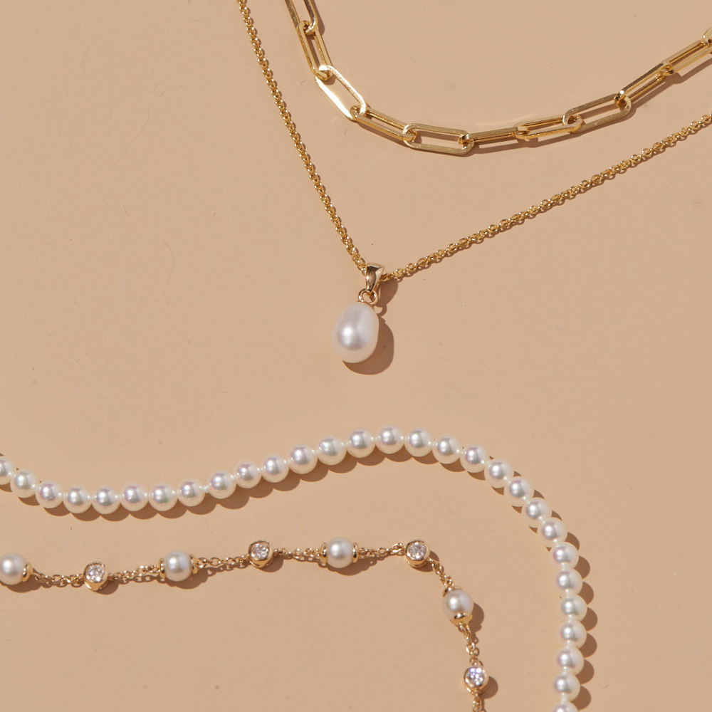 How to Tell if Pearls Are Real: 7 Pearl Tests