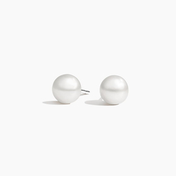 Premium Akoya Cultured Pearl Stud Earrings (6mm)