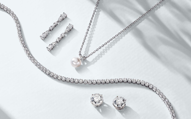 Anniversary jewelry gifts by year top