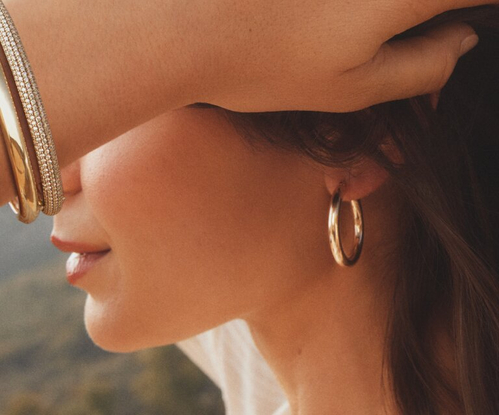 Nearby on sale earring shops