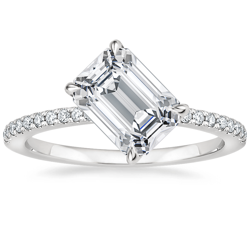 18K White Gold Pisa Diamond Ring