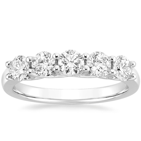 5 diamond stone ring