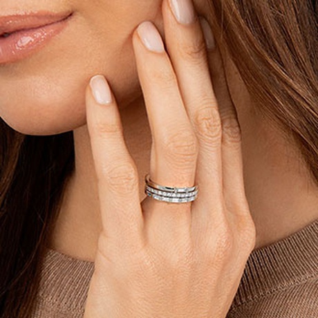 diamond baguette stacking ring