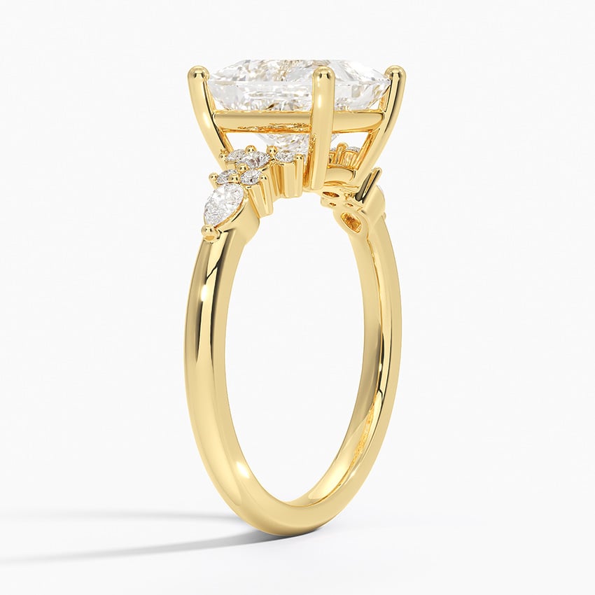 Pear and Round Diamond Engagement Ring Setting