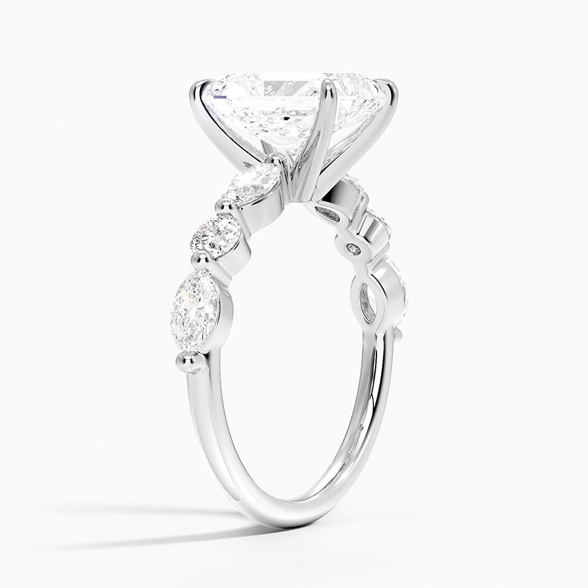 Grand Versailles Diamond Ring