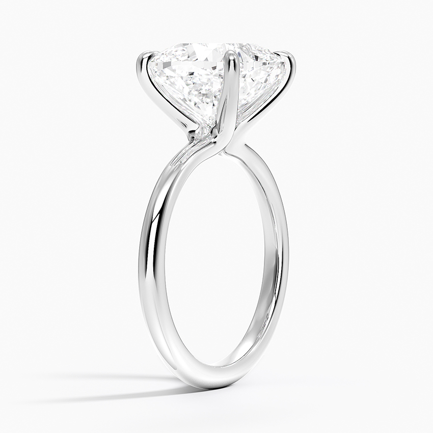 Manon Solitaire Ring in 18K White Gold