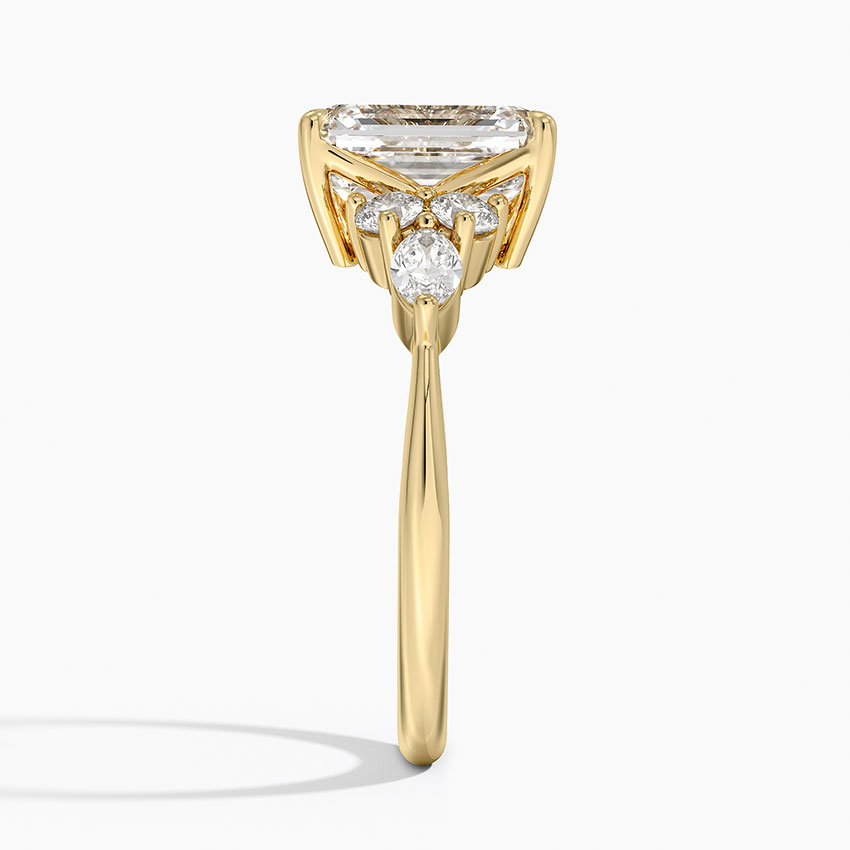 18K Yellow Gold Luxe Nadia Diamond Ring