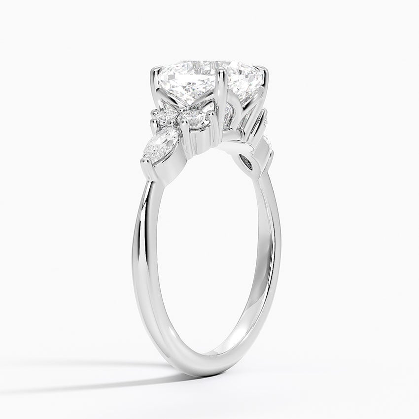 18K White Gold Luxe Nadia Diamond Ring