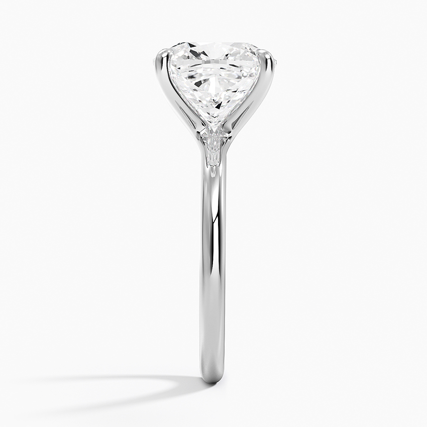 Manon Solitaire Ring in 18K White Gold