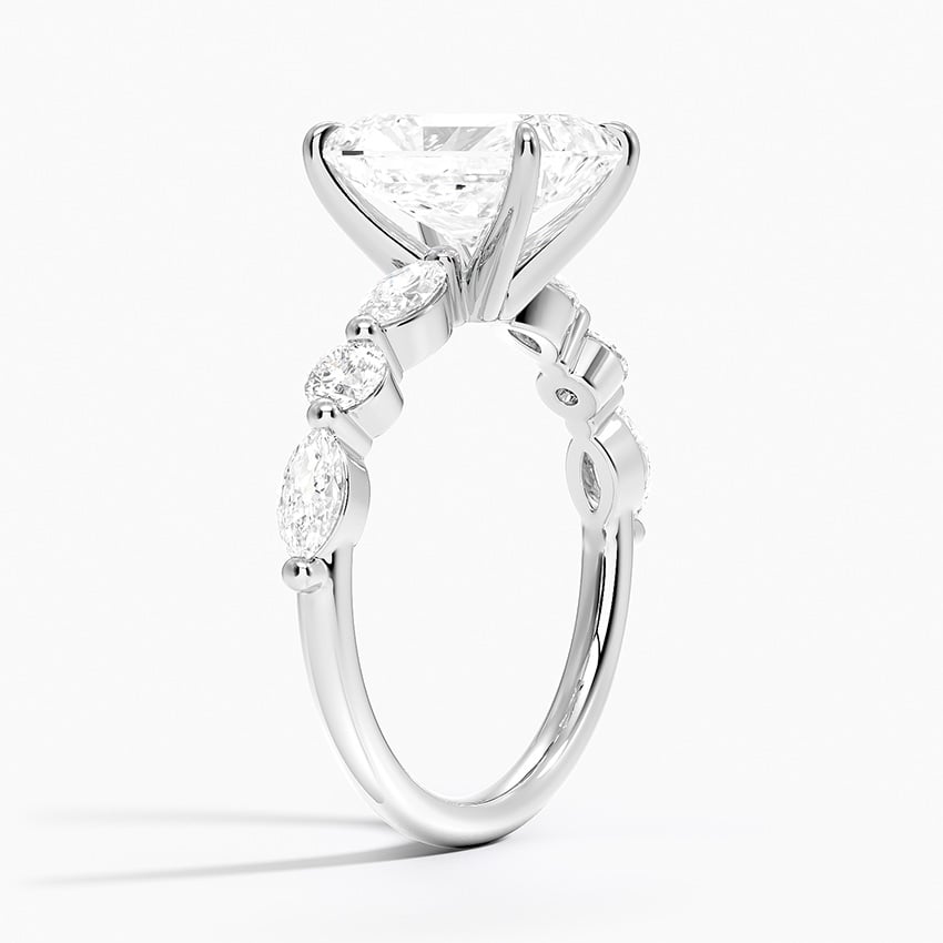 Grand Versailles Diamond Ring