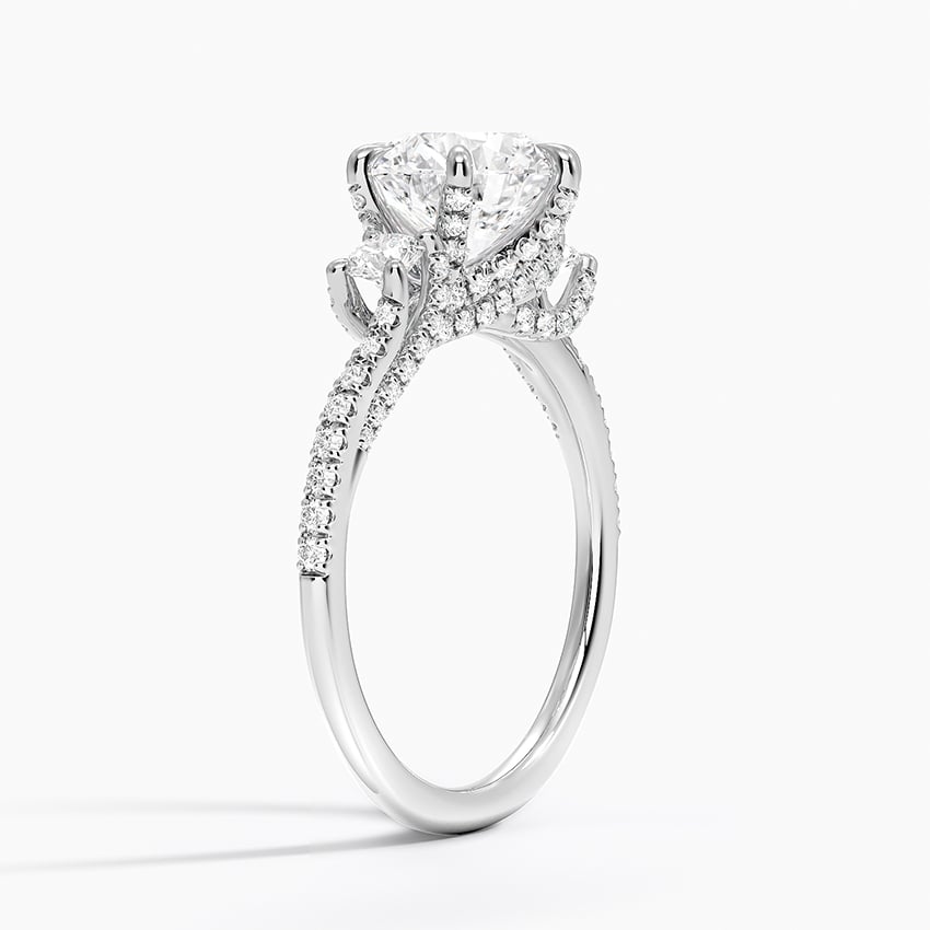 Luxe Delilah Three Stone Pave Diamond Ring
