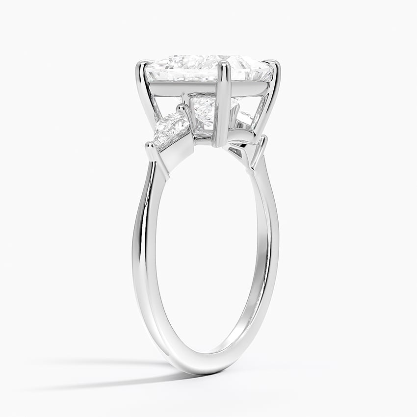 18K White Gold Luxe Cometa Three Stone Diamond Ring (1/3 ct. tw.)