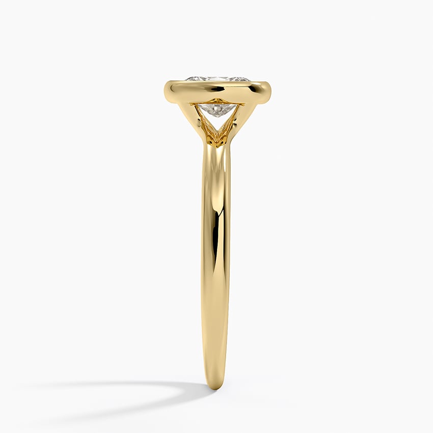Freesia Bezel Solitaire Ring in 18K Yellow Gold