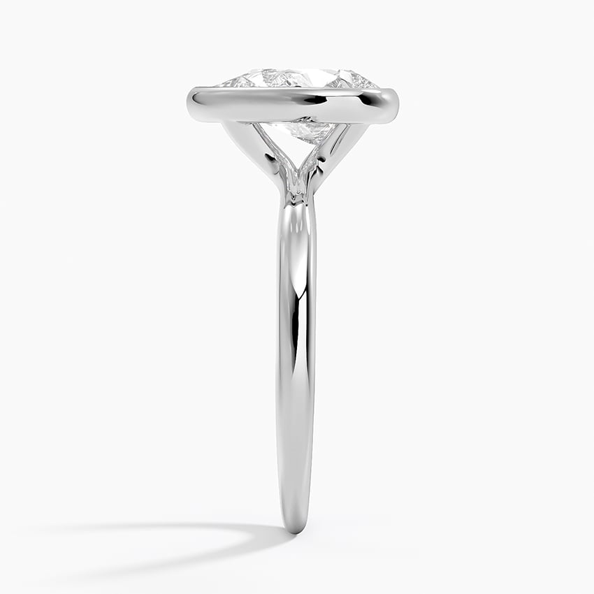 Freesia Bezel Solitaire Ring in 18K White Gold
