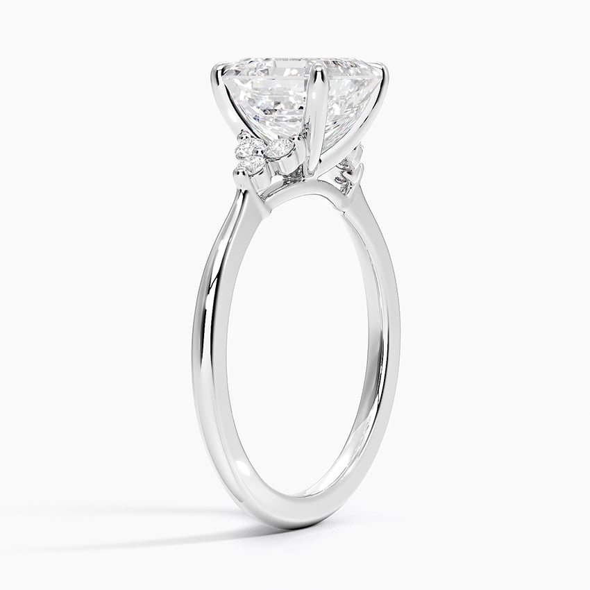 18K White Gold Melody Diamond Ring