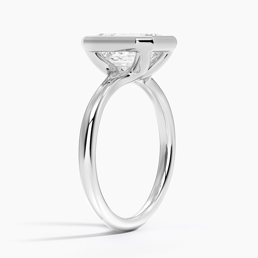 18K White Gold Freesia Bezel Solitaire Ring