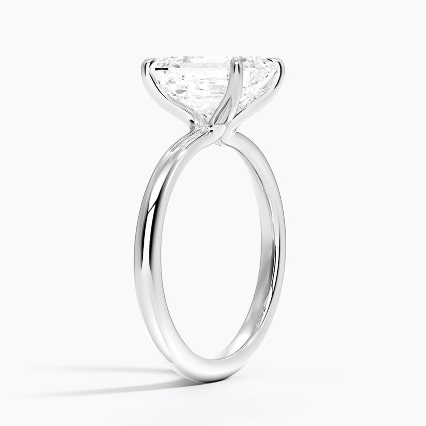 Manon Solitaire Ring
