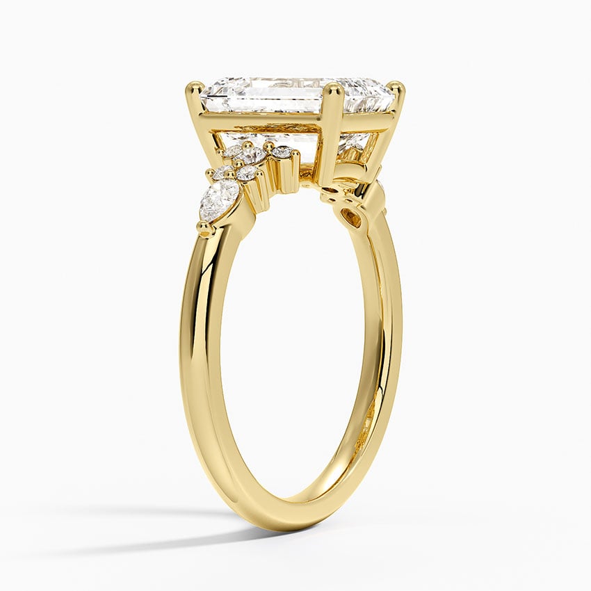 Pear and Round Diamond Engagement Ring Setting