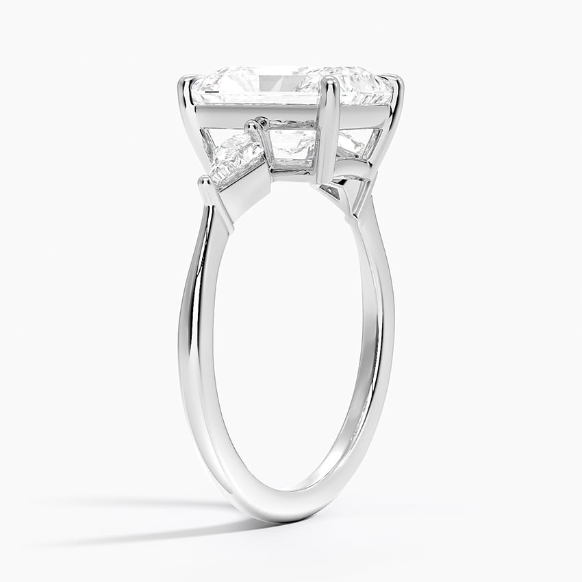 18K White Gold Luxe Cometa Three Stone Diamond Ring (1/3 ct. tw.)