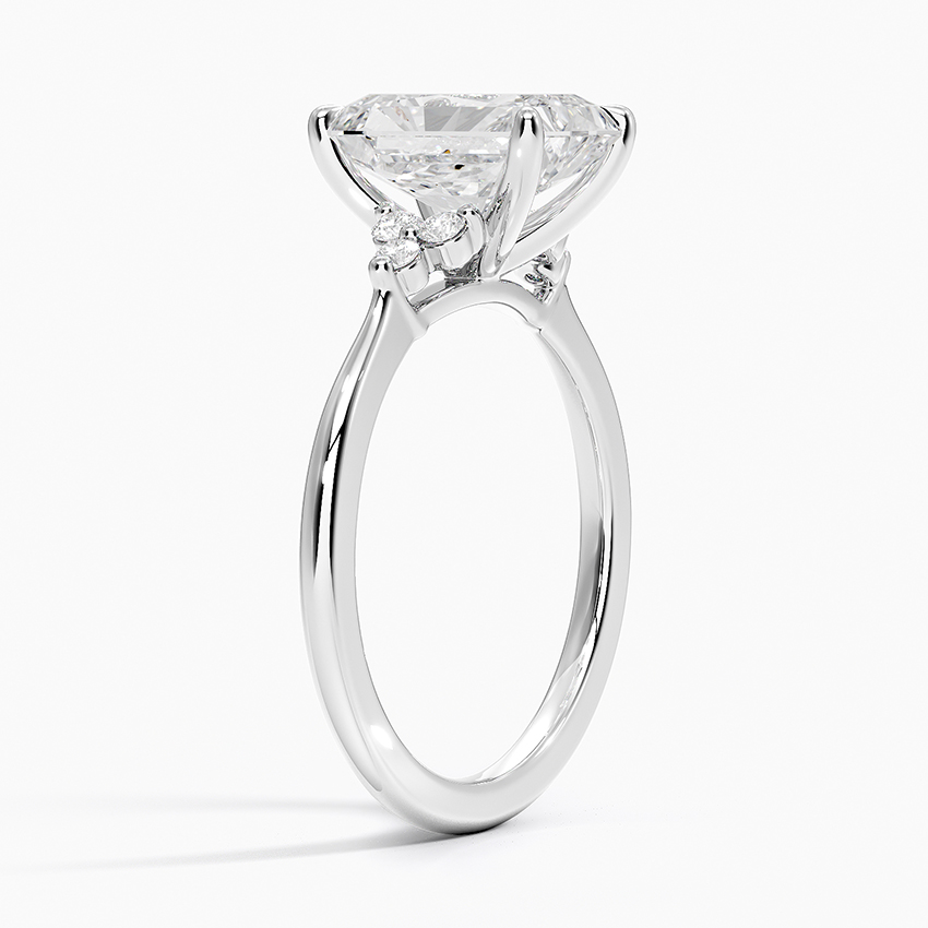 18K White Gold Melody Diamond Ring