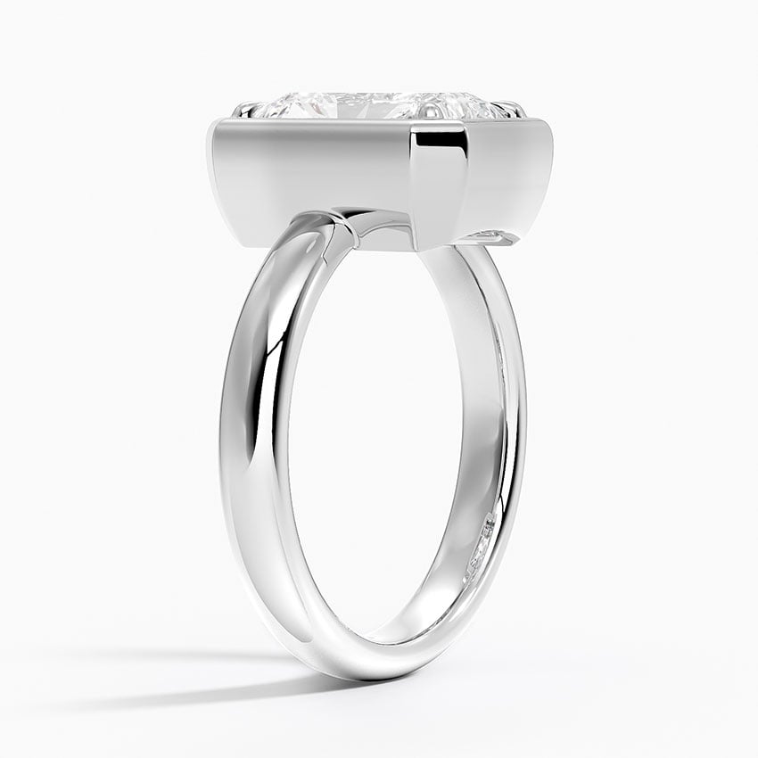 Andrea Bezel Prong Ring in Platinum