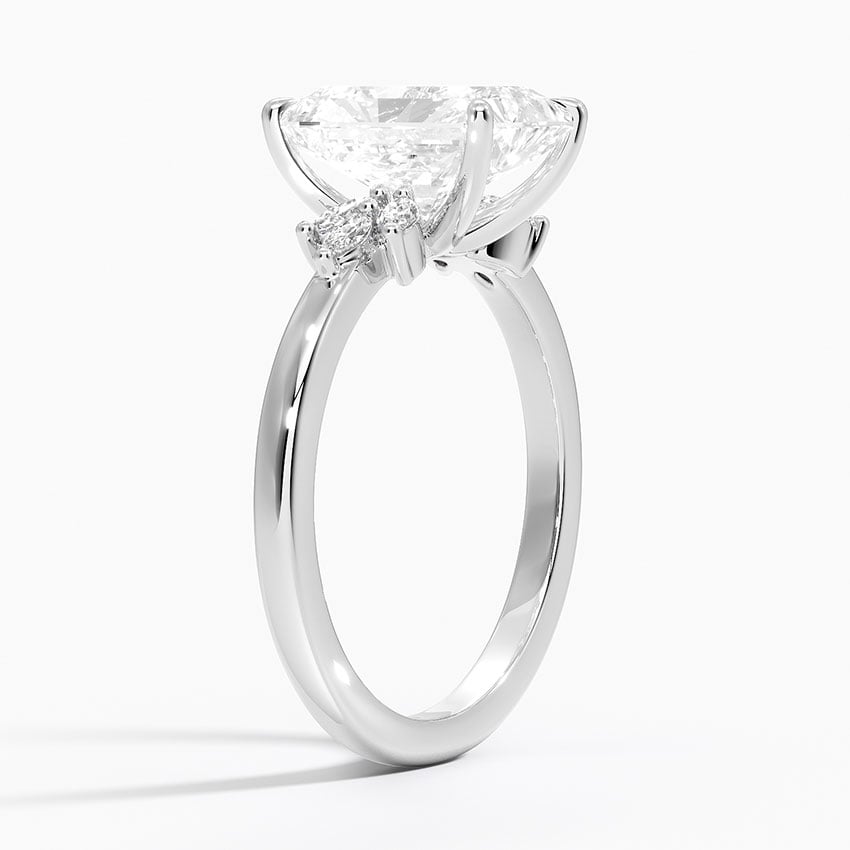 18K White Gold Stella Diamond Ring