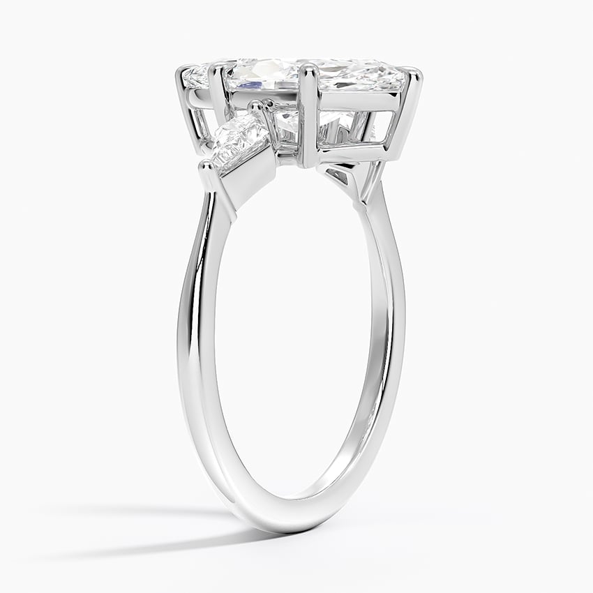 18K White Gold Luxe Cometa Three Stone Diamond Ring (1/3 ct. tw.)