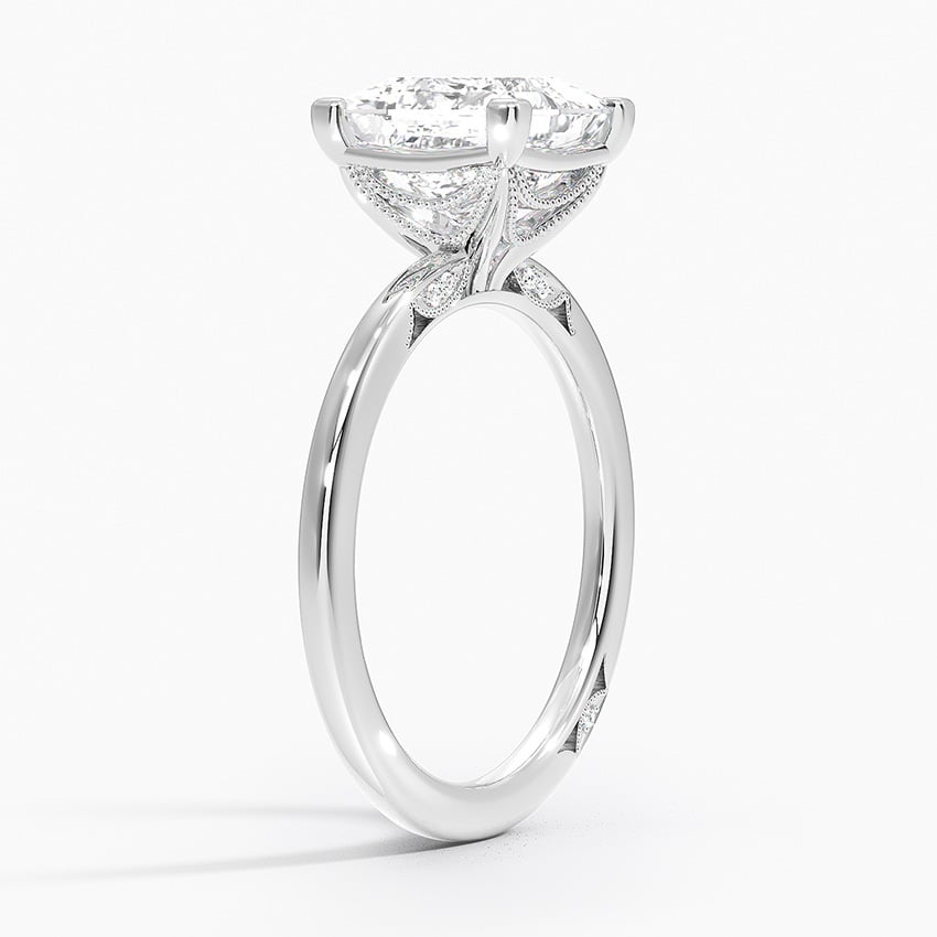 Classic Solitaire with Hidden Diamond Accents