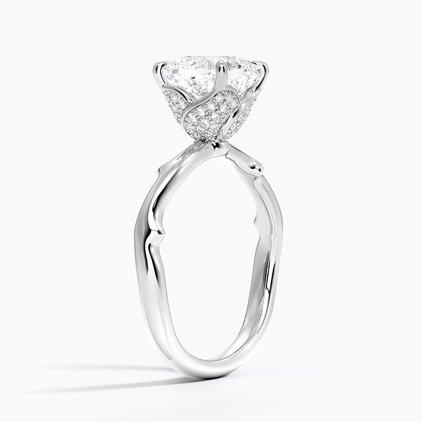 18K White Gold Rose Thorn Hidden Accent Diamond Ring (1/4 ct. tw.)