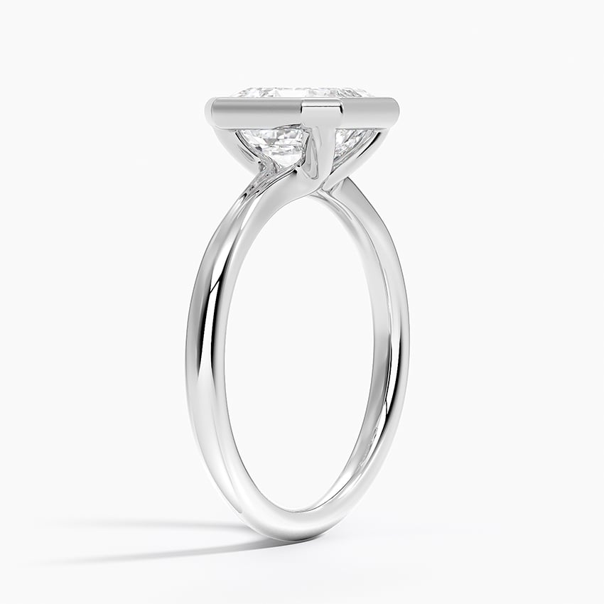 18K White Gold Freesia Bezel Solitaire Ring