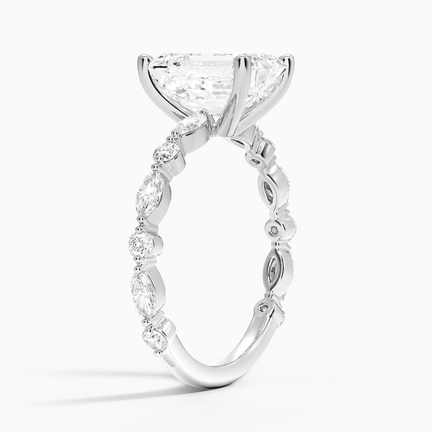 Alternating Marquise and Round Diamond Setting