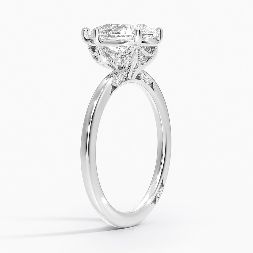 Classic Solitaire with Hidden Diamond Accents