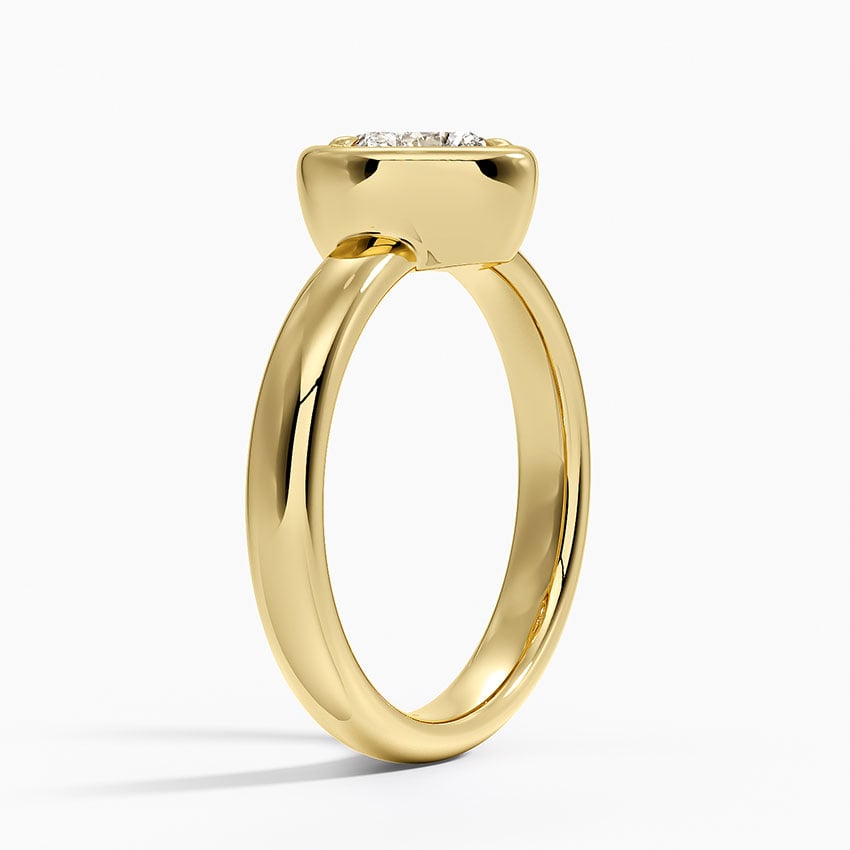 Andrea Bezel Prong Ring