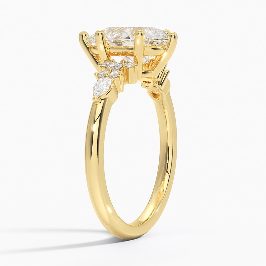 Pear and Round Diamond Engagement Ring Setting