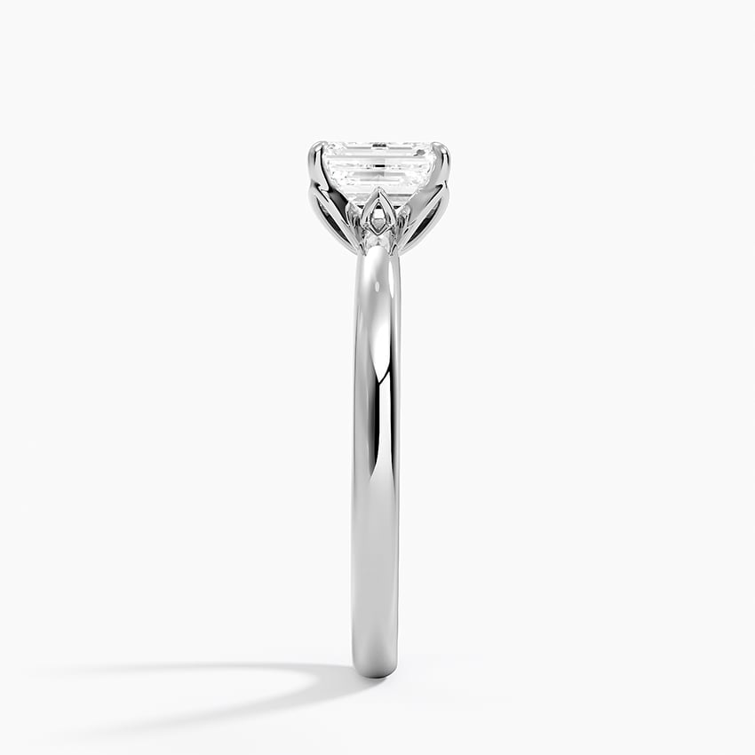 Petal 2mm Solitaire Ring in 18K White Gold