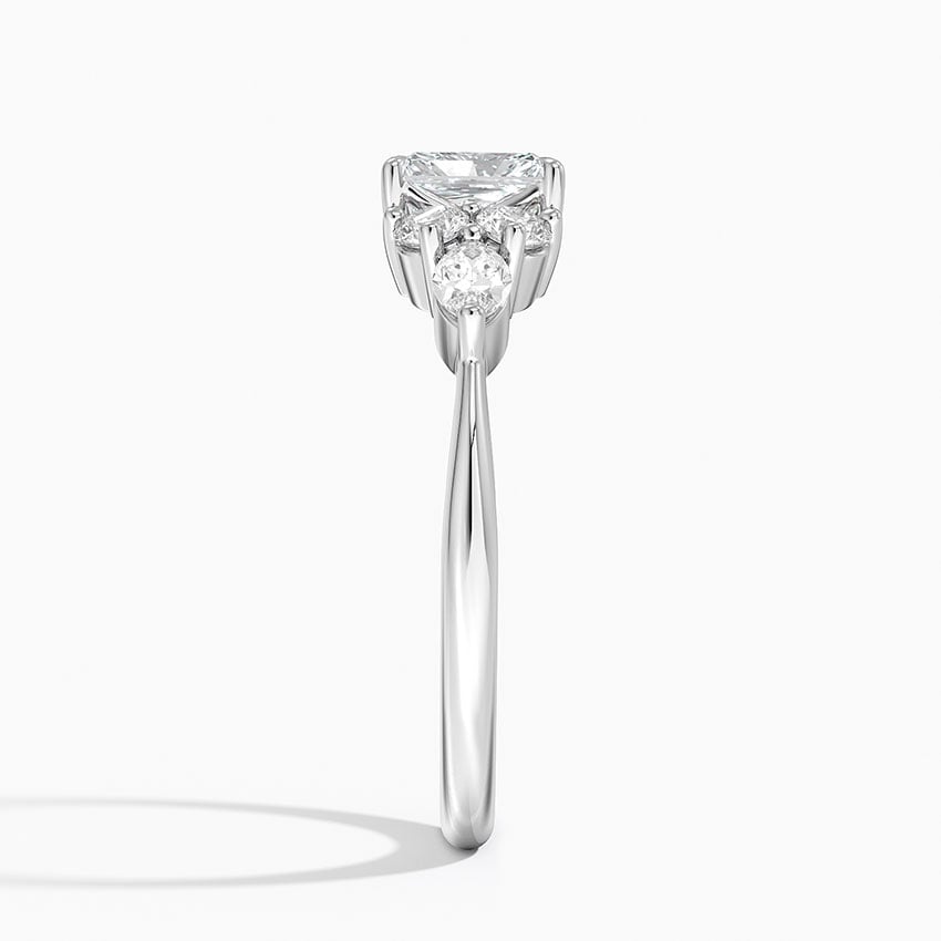 18K White Gold Luxe Nadia Diamond Ring