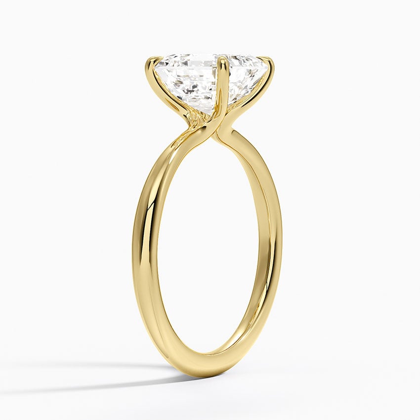 2mm solitaire Engagement Ring - Freesia
