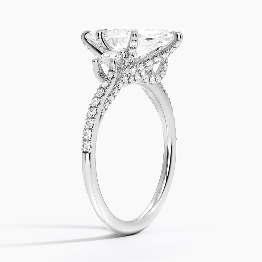 Luxe Delilah Three Stone Pave Diamond Ring