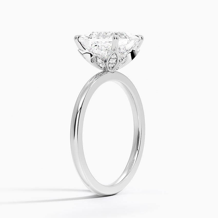 18K White Gold Petal 1.5mm Diamond Ring