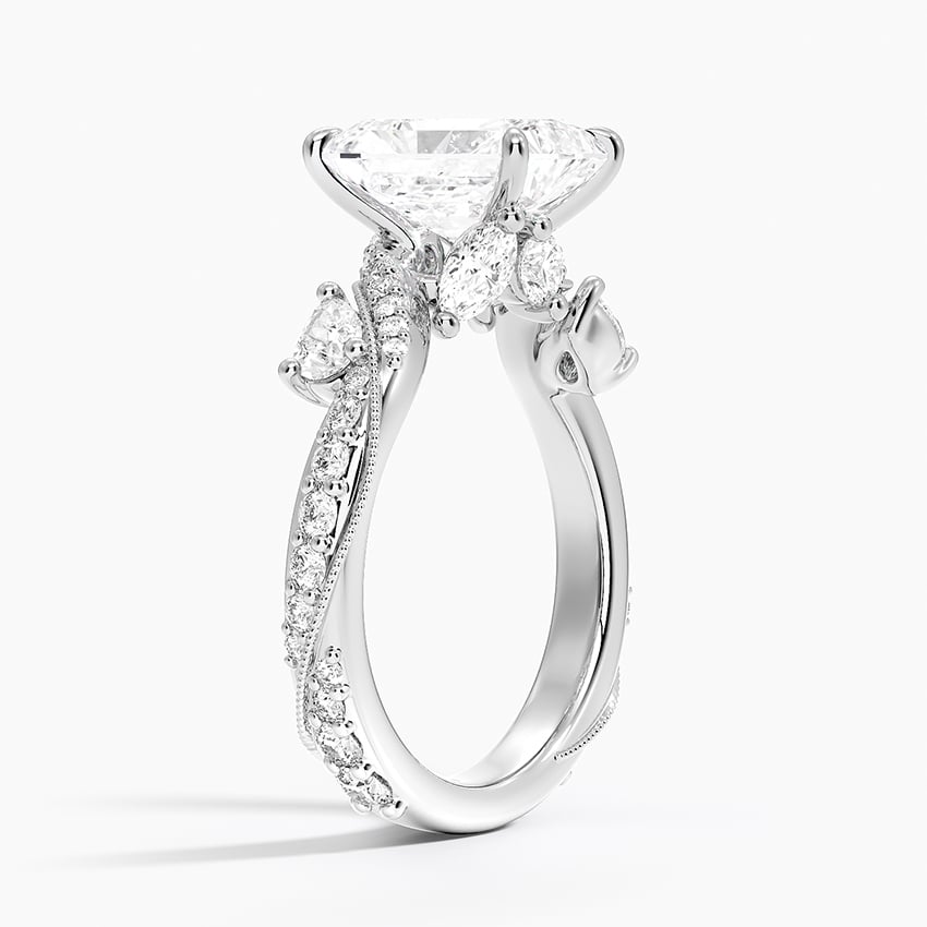 18K White Gold Grand Camellia Diamond Ring