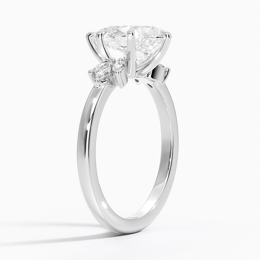 18K White Gold Stella Diamond Ring