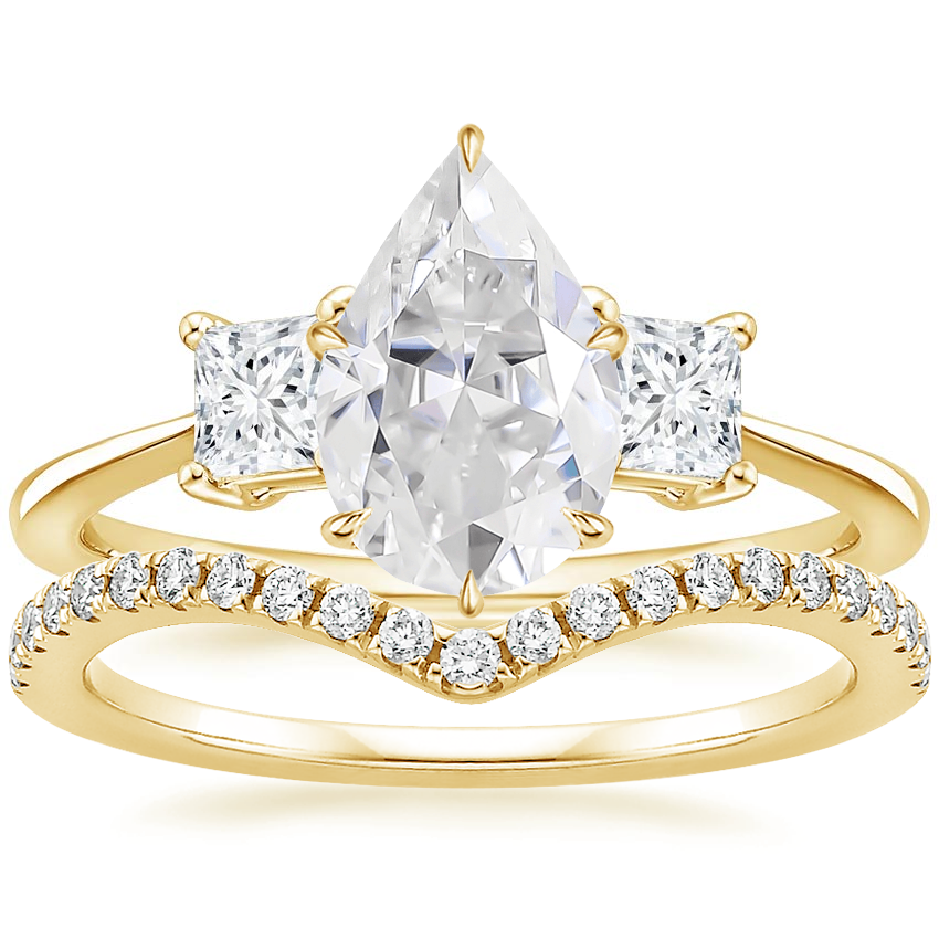 18K Yellow Gold Princess Cut Three Stone Diamond Ring with Flair Diamond Ring (1/6 ct. tw.)